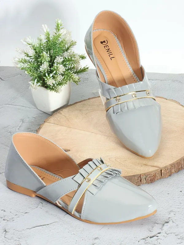 Grey_Patent_Leather_Casual_Casuals_For_Women