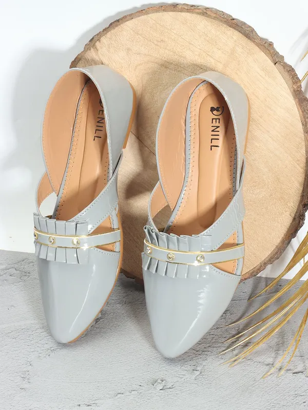 Grey_Patent_Leather_Casual_Casuals_For_Women