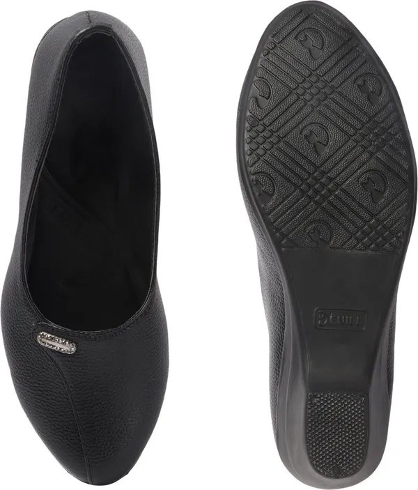 Black_Synthetic_Leather_Casual_Slip_On_Bellies_For_Women