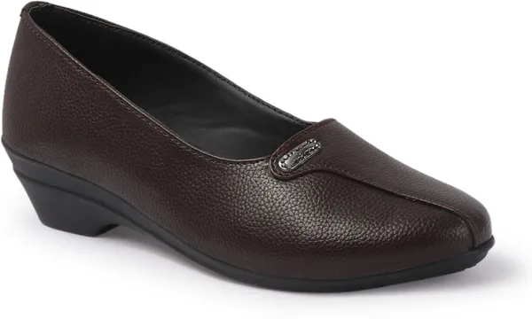 Brown_Synthetic_Leather_Casual_Slip_On_Bellies_For_Women