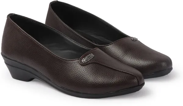 Brown_Synthetic_Leather_Casual_Slip_On_Bellies_For_Women