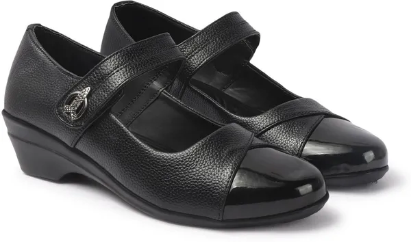 Black_Synthetic_Leather_Casual_Slip_On_Bellies_For_Women
