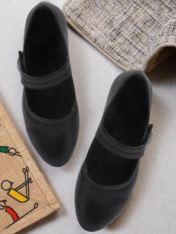 Black_Synthetic_Leather_Casual_Slip_On_Bellies_For_Women