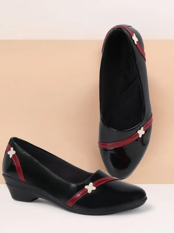Black_Patent_Leather_Casual_Slip_On_Bellies_For_Women