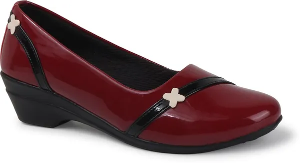 Maroon_Patent_Leather_Casual_Slip_On_Bellies_For_Women