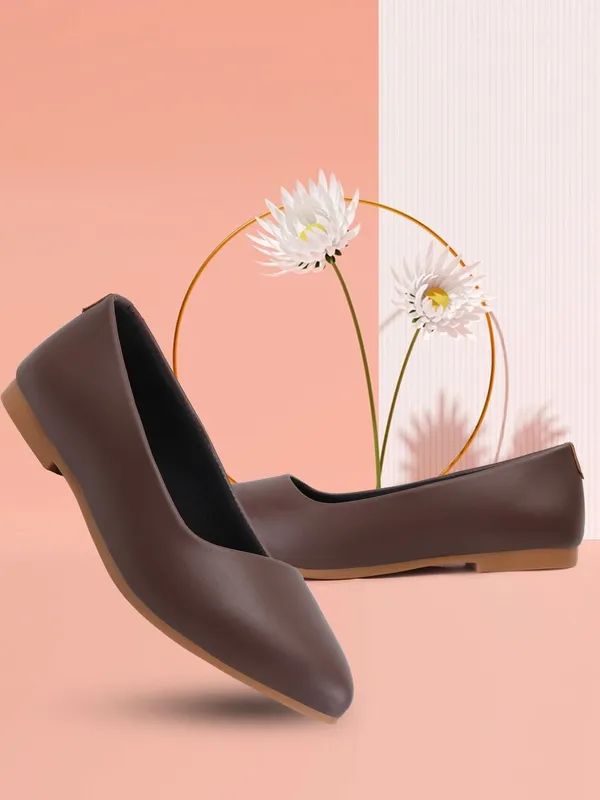 Brown_Synthetic_Leather_Bellies_For_Women