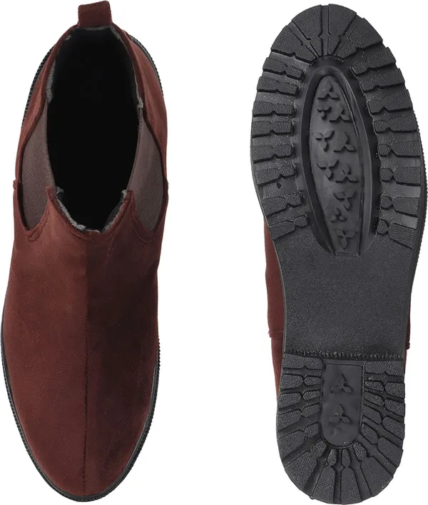 Brown_Suede_Boots_For_Women