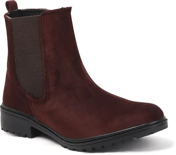 Brown_Suede_Boots_For_Women