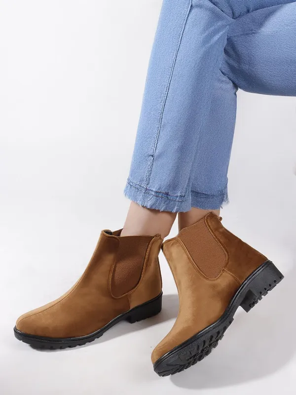 Tan_Suede_Casual_Wedges_Boots_For_Women