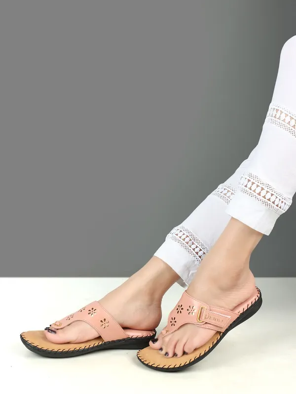 Pink_Synthetic_Flats_For_Women