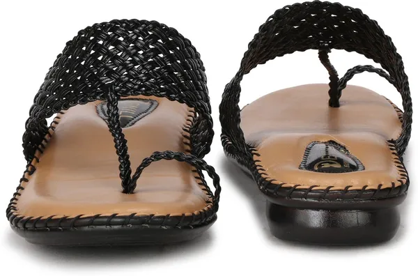 Black_Synthetic_Flats_For_Women