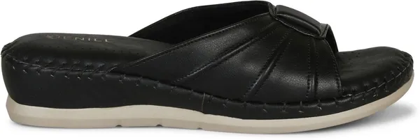 Black_Synthetic_Heels_For_Women