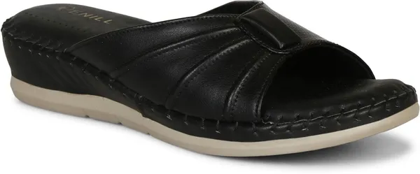 Black_Synthetic_Heels_For_Women