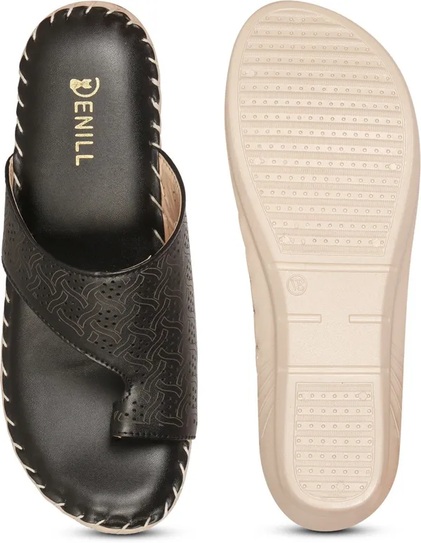 Black_Synthetic_Leather_Wedges_For_Women