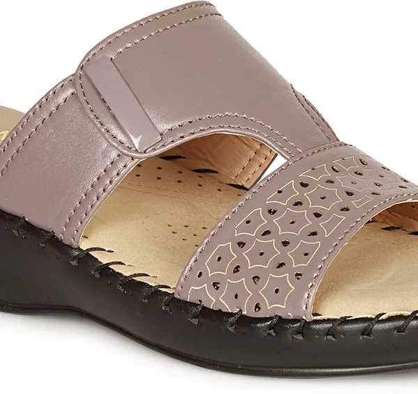 Grey_Synthetic_Leather_Wedges_For_Women