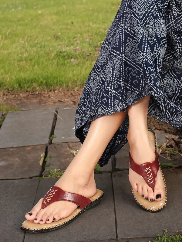 Maroon_Synthetic_Leather_Flats_For_Women