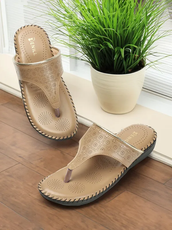 Beige_Synthetic_Leather_Wedges_For_Women