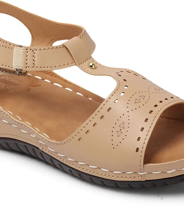 Beige_Synthetic_Leather_Flats_For_Women