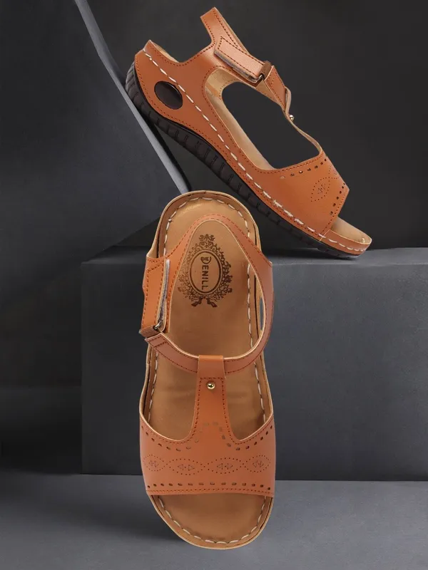 Tan_Synthetic_Leather_Flats_For_Women