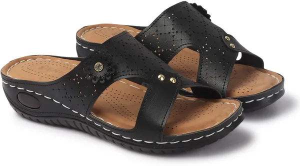 Black_Synthetic_Leather_Flats_For_Women