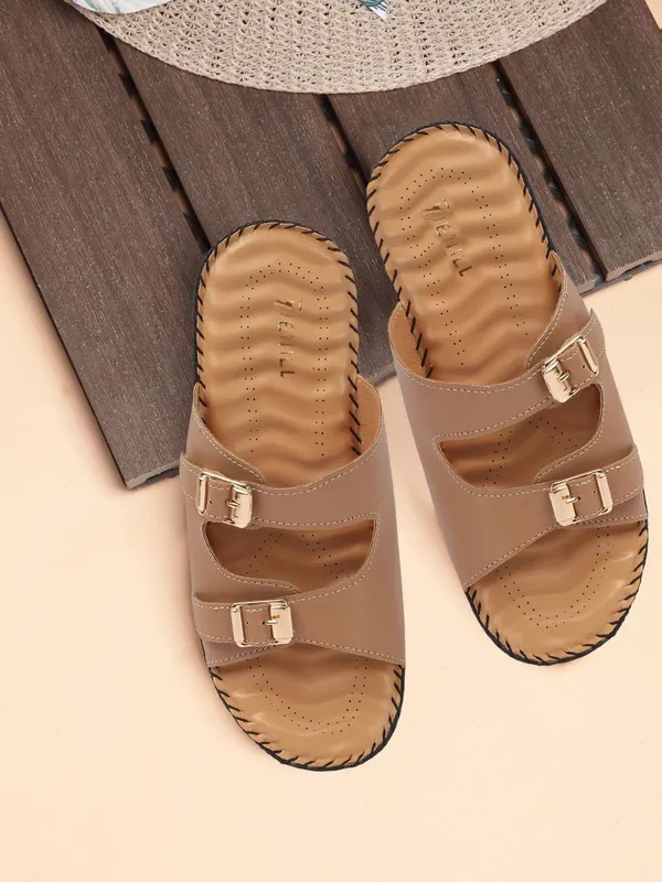 Beige_Synthetic_Leather_Flats_For_Women