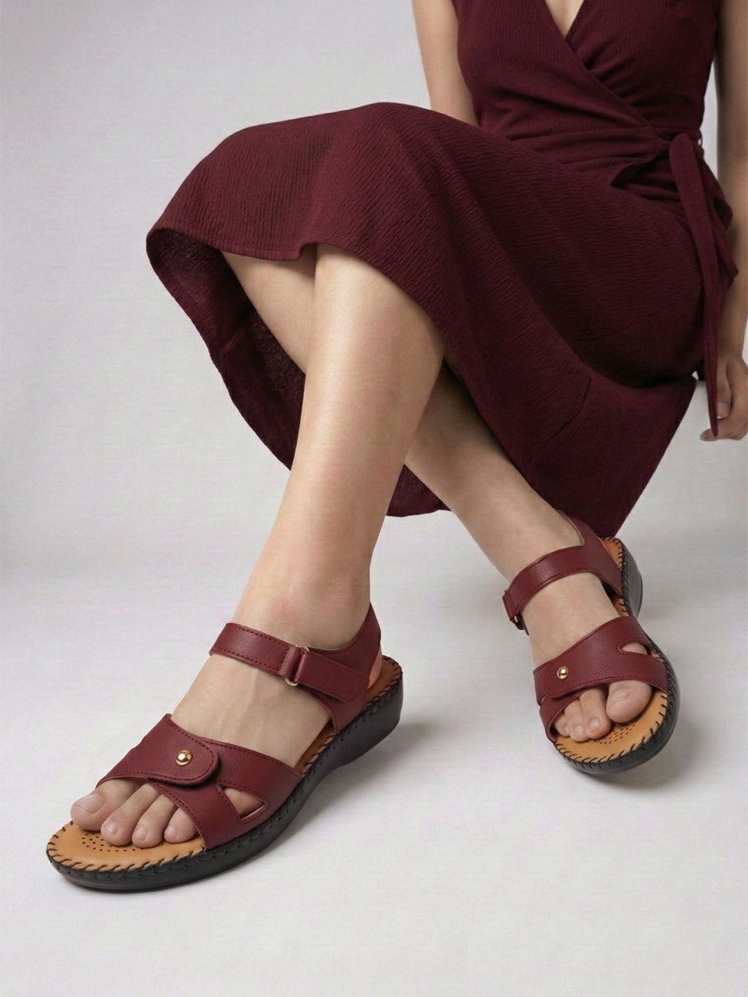 Maroon_Synthetic_Leather_Flats_For_Women