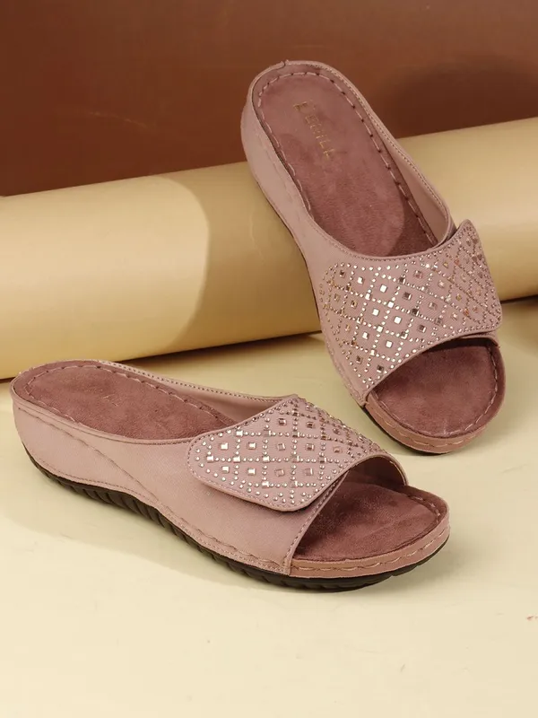 Pink_Suede_Wedges_For_Women