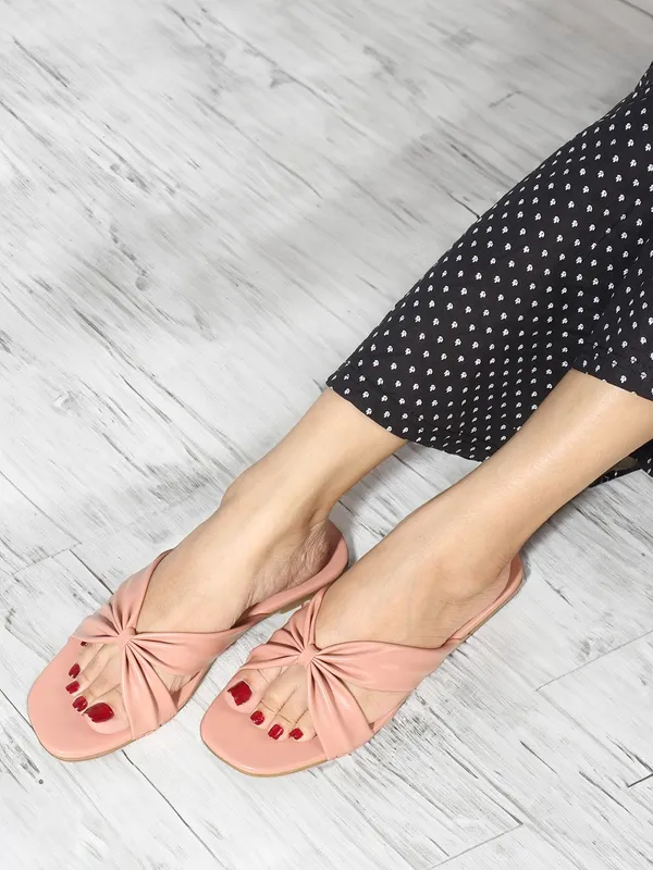 Pink_Synthetic_Leather_Heels_For_Women