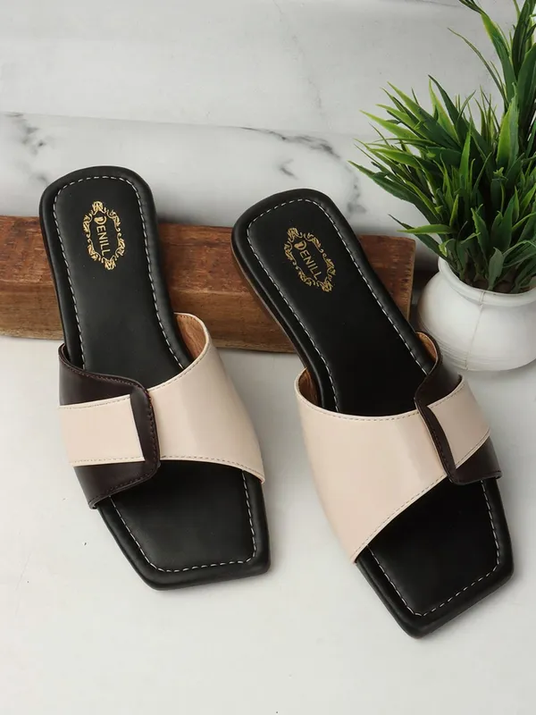 Brown_Synthetic_Leather_Flats_For_Women