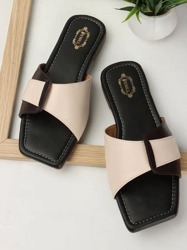 Brown_Synthetic_Leather_Flats_For_Women