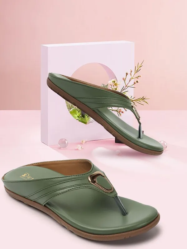 Green_Synthetic_Leather_Flats_For_Women