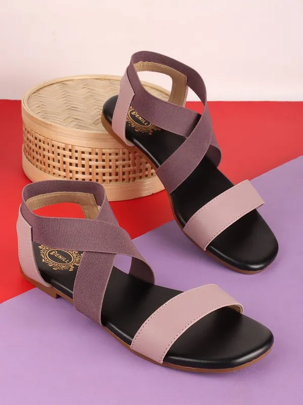 Pink_Synthetic_Leather_Flats_For_Women