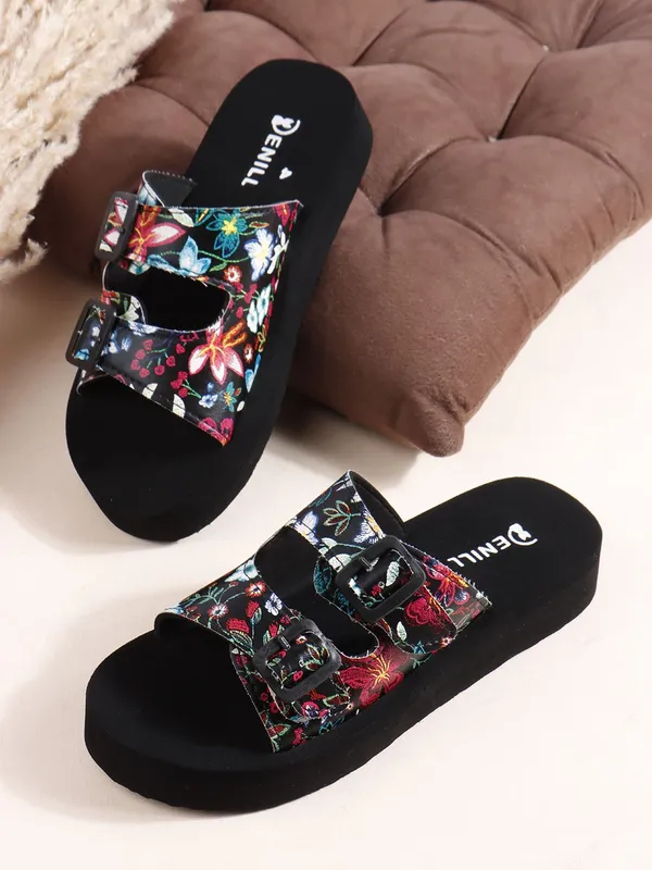 Black_Suede_Flats_For_Women