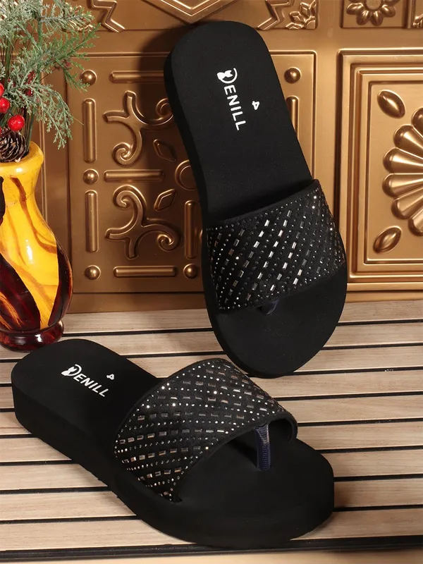 Black_Suede_Flats_For_Women
