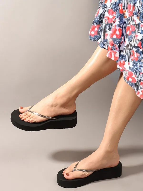 Grey_Synthetic_Leather_Heels_For_Women