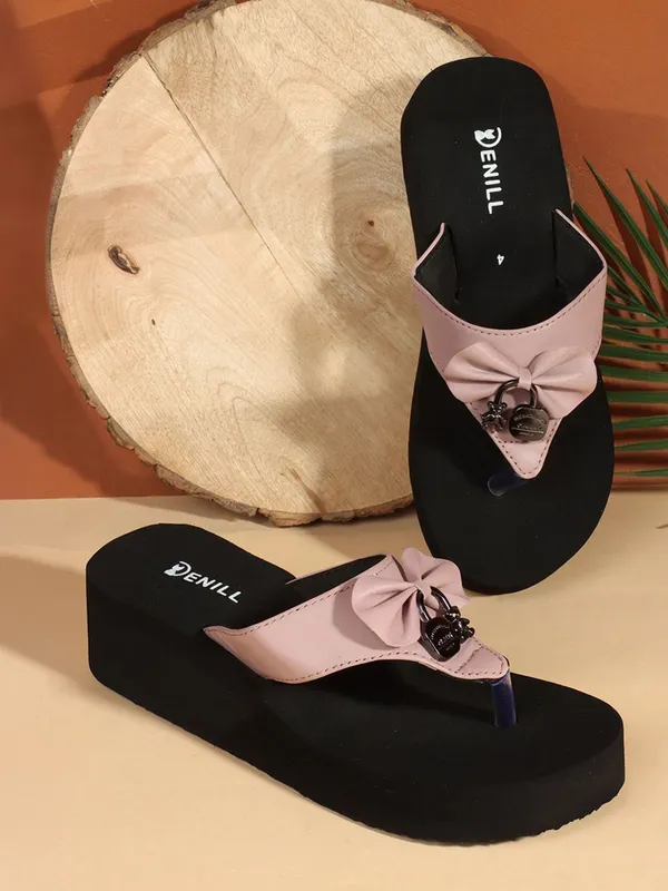 Pink_Synthetic_Leather_Flats_For_Women