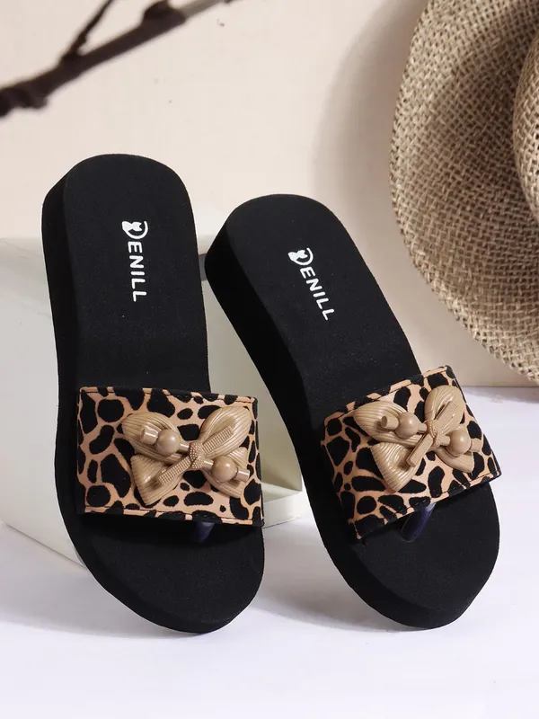 Brown_Suede_Flats_For_Women