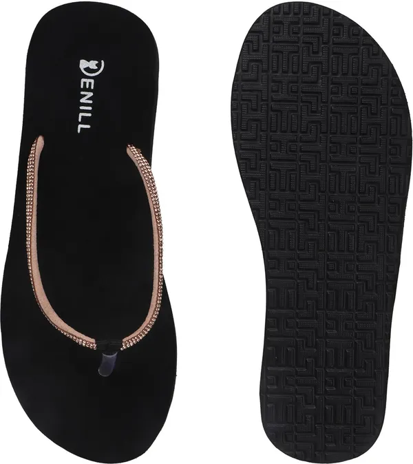 Gold_And_Black_Synthetic_Flats_For_Women
