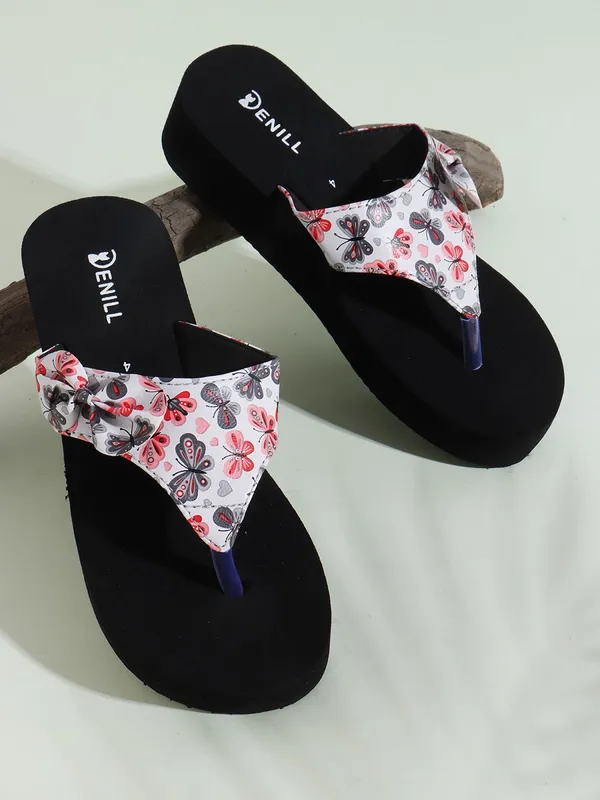 White_And_Black_Synthetic_Flats_For_Women