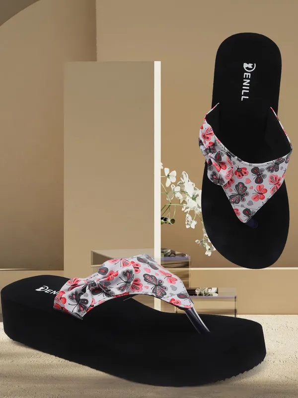 White_And_Black_Synthetic_Flats_For_Women