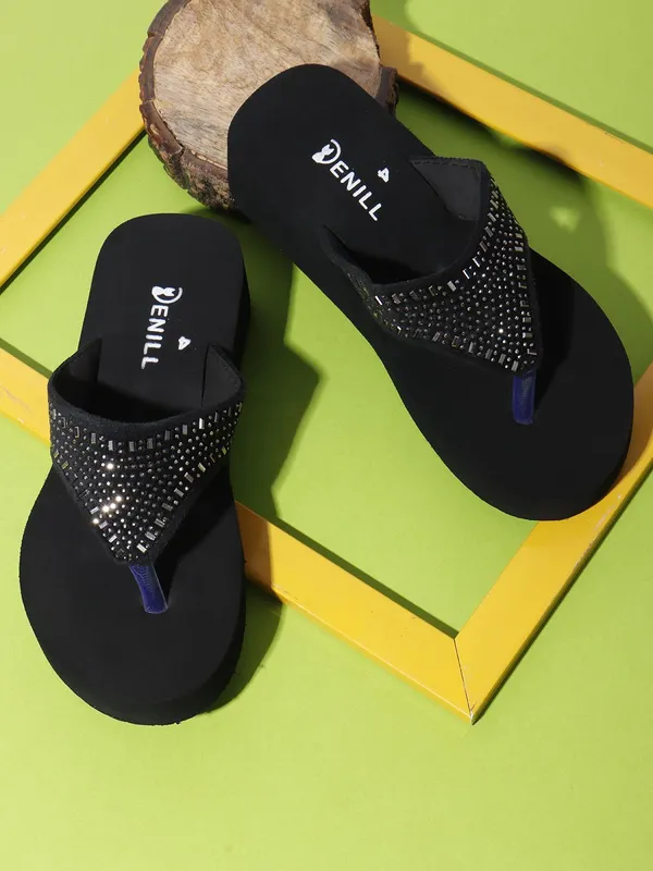 Black_Suede_Flats_For_Women