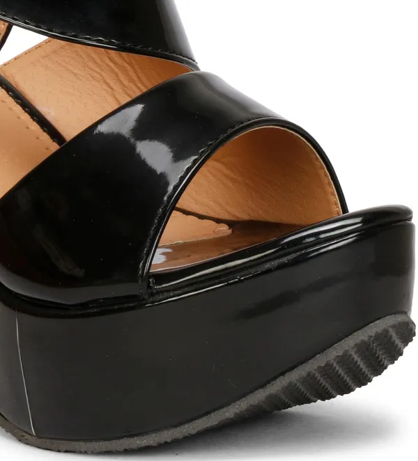Black_Synthetic_Heels_For_Women