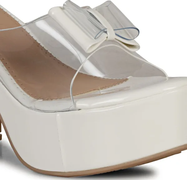 Grey_Patent_Leather_Heels_For_Women