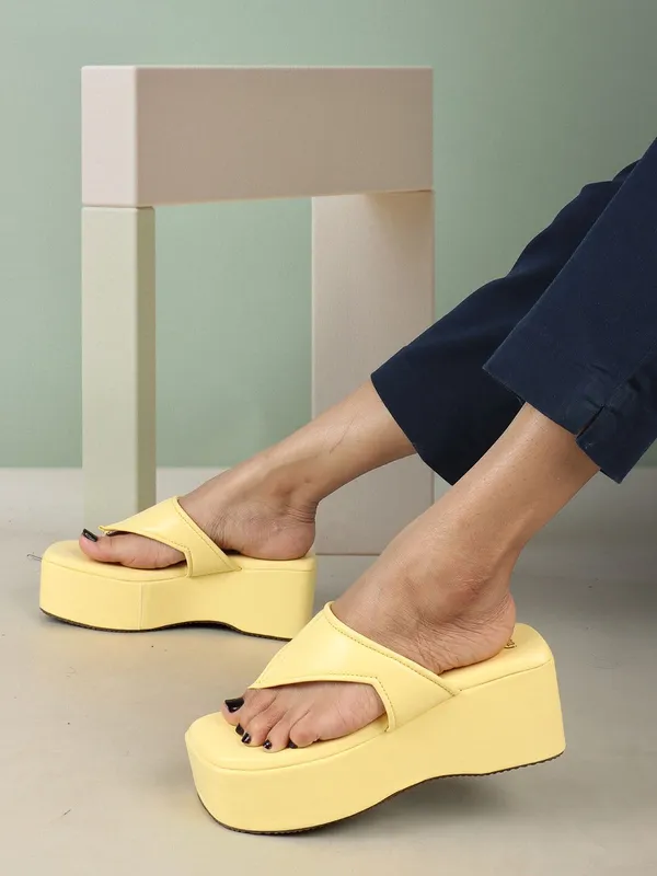 Yellow_Synthetic_Heels_For_Women