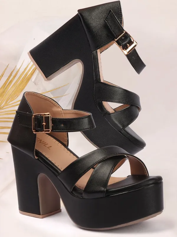 Black_Synthetic_Leather_Heels_For_Women