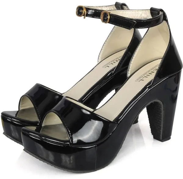 Black_Patent_Leather_Heels_For_Women