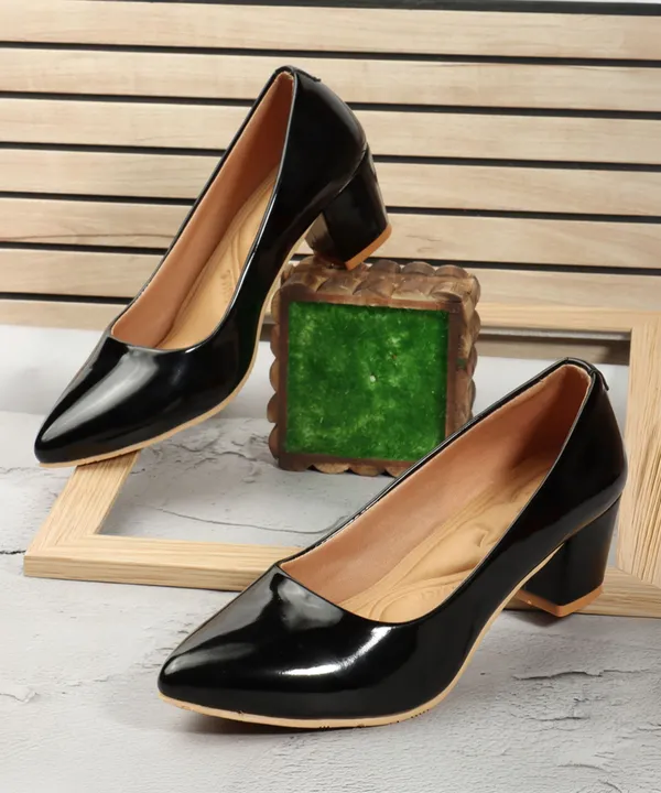 Black_Patent_Leather_Heels_For_Women