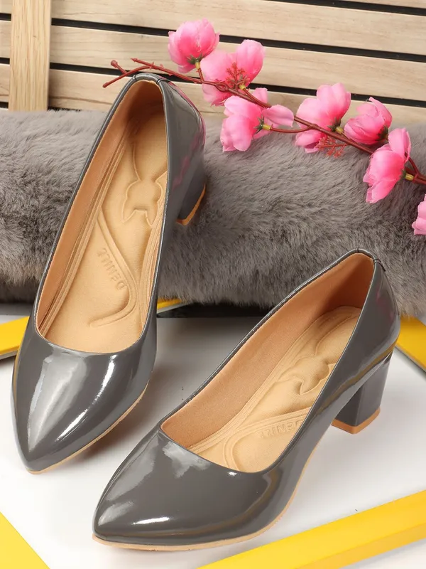 Grey_Patent_Leather_Heels_For_Women