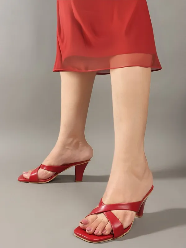 Maroon_Synthetic_Leather_Heels_For_Women