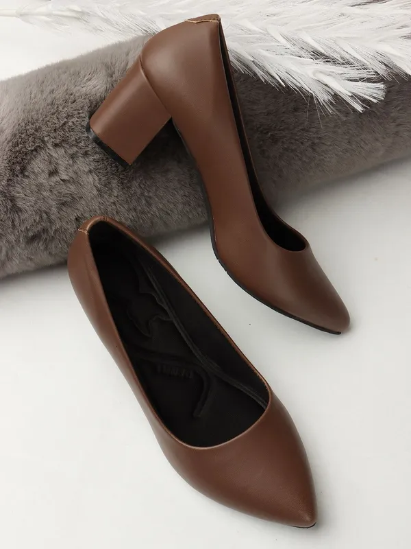 Brown_Synthetic_Leather_Heels_For_Women